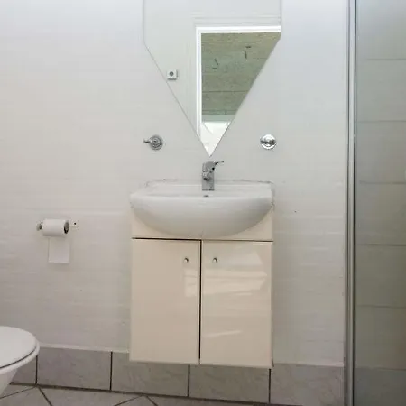 Sleeps 21 Pool Semesterbostad Knebel