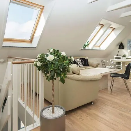 Sleeps 21 Pool * Knebel