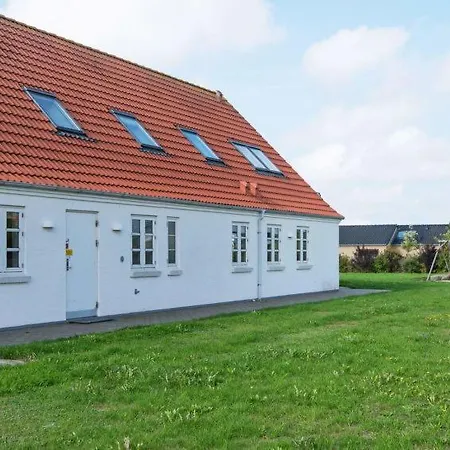 Sleeps 21 Pool